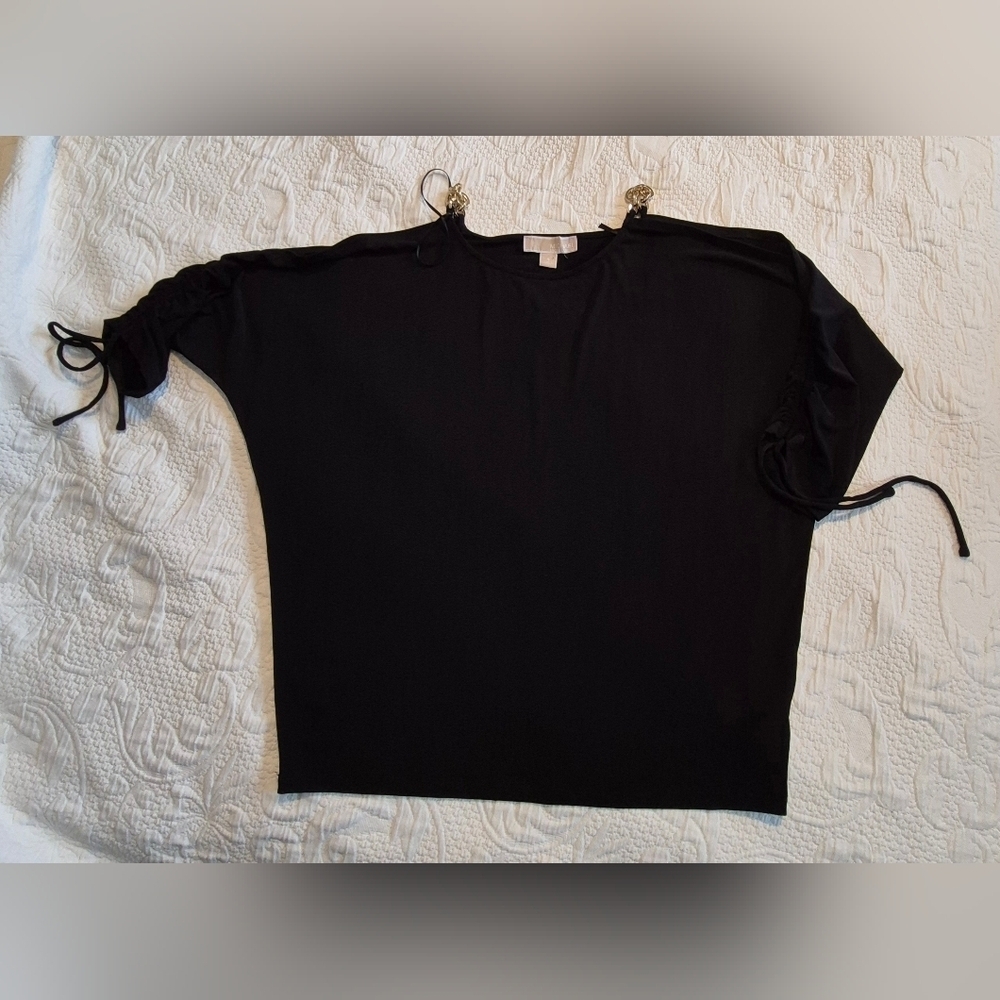 Michael Michael Kors black Small cold shoulder ruched sleeve liquid knit shirt